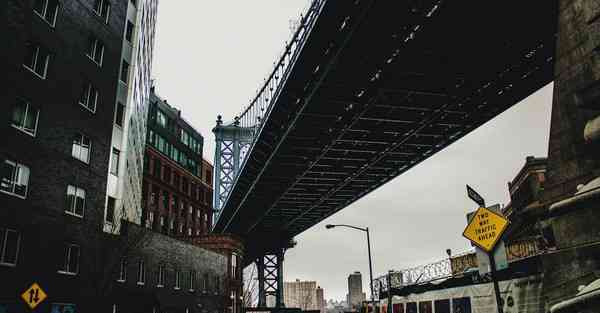 最早的服务型智能机器人