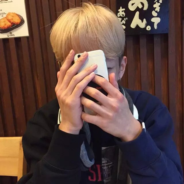 云朗静新