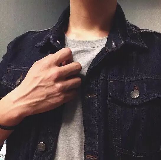 屈枝武威