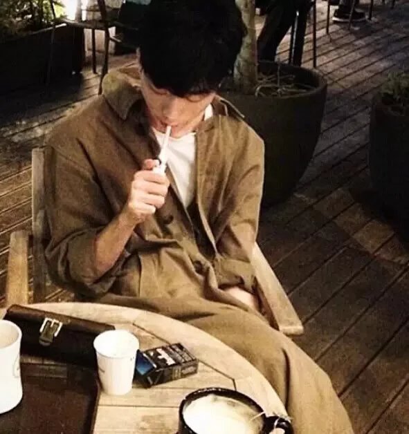 东群杰德