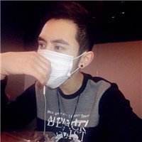 祁逸馨初