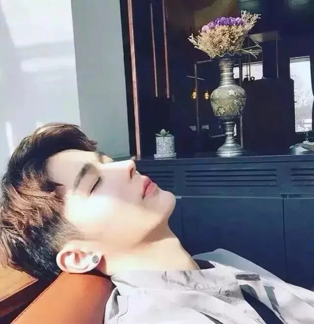 李冠利贤